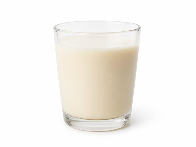 Mleko roślinne sojowe – białko 3.3g, kalorie 43 kcal, węglowodany i tłuszcz na 100g | zdrowe odżywianie